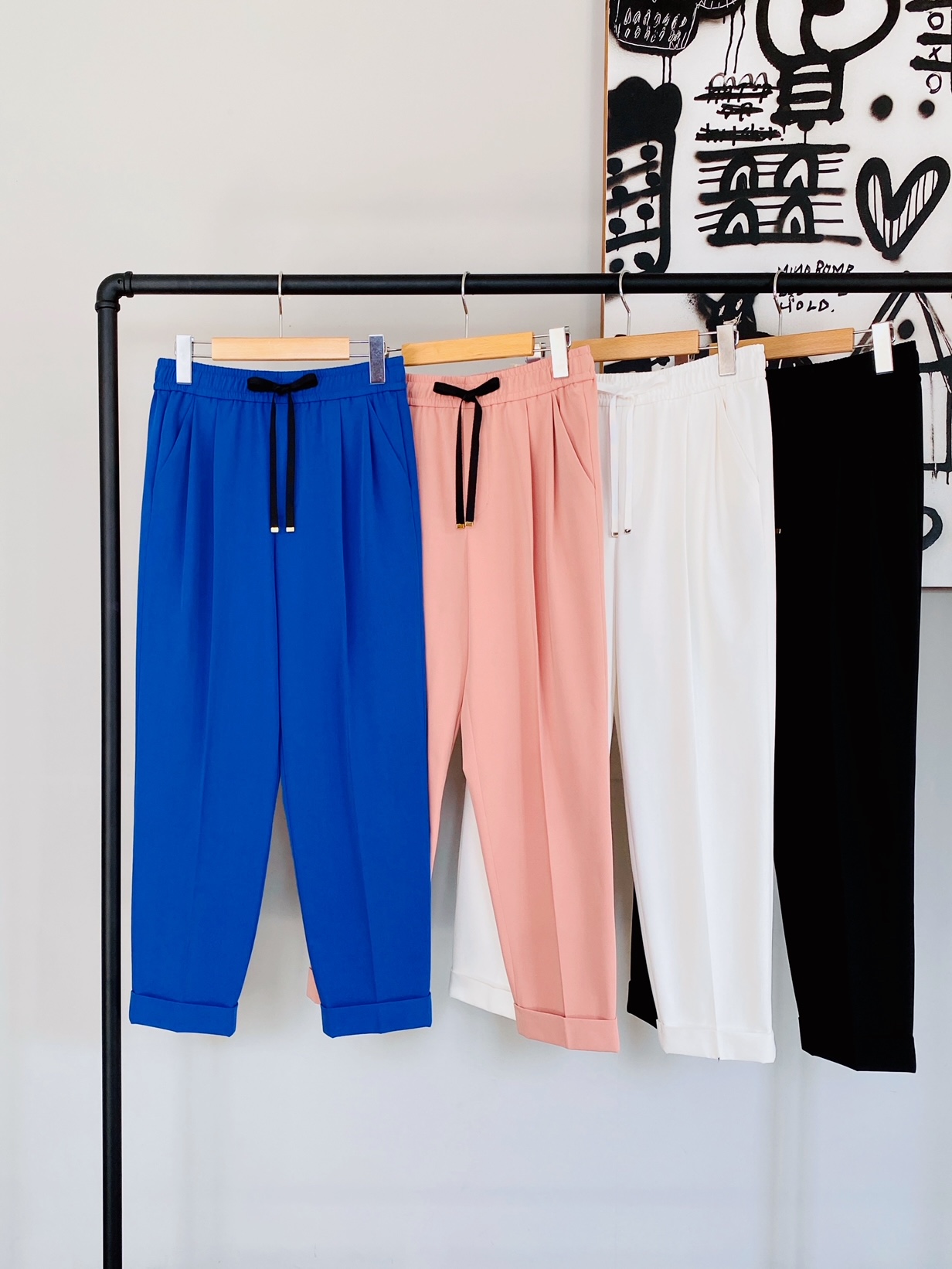 SELECT(セレクト)　センタープレストラックパンツ