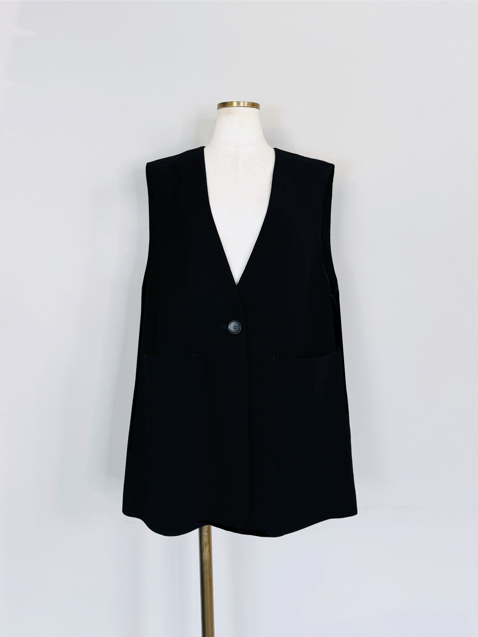 SELECT(セレクト)　エアリージョーゼット深Vジレ《SET UPアイテム》