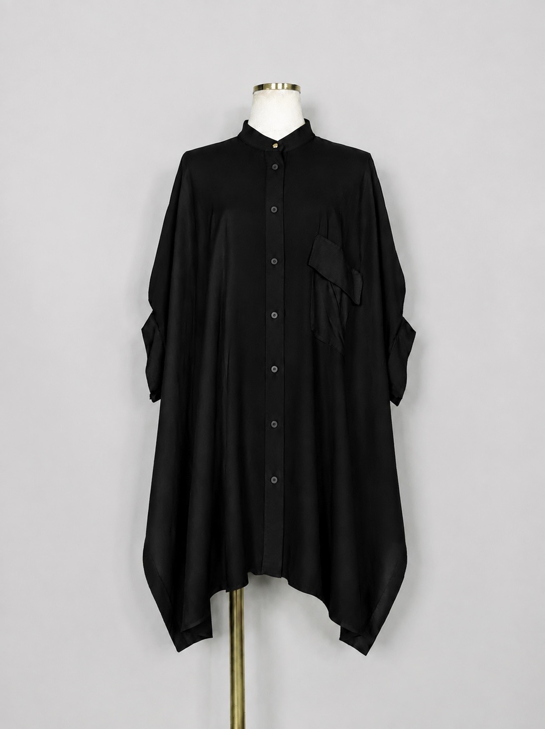 SELECT(セレクト)　サイドスリットバンドカラージョーゼットワイドシャツ