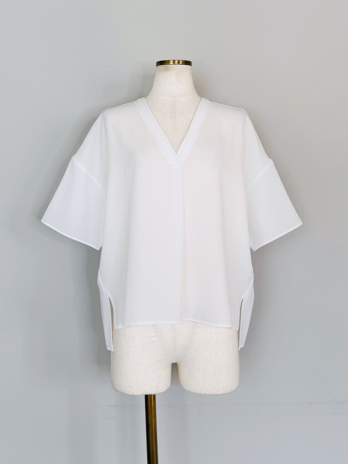 SELECT(セレクト)　ジョーゼット半袖ＶネックTシャツ