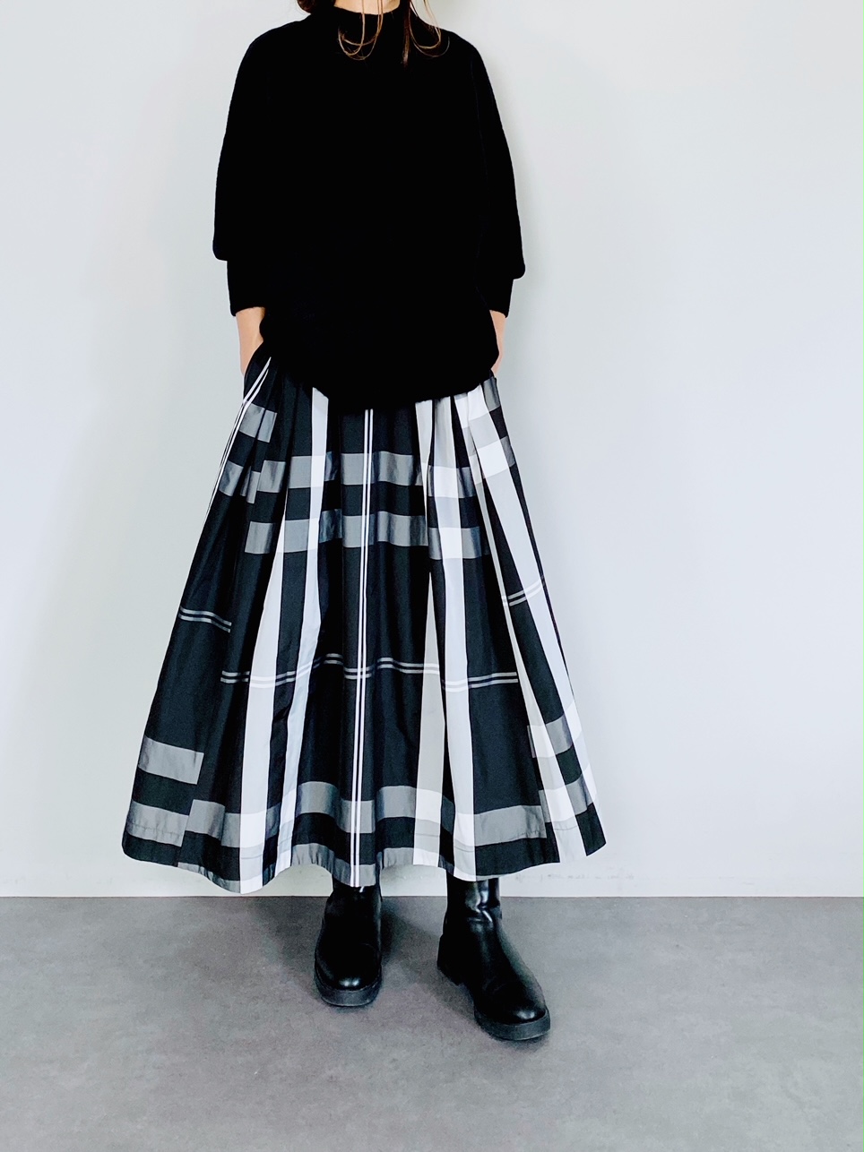 SELECT(セレクト)　チェック柄メモリーフレアスカート   BLACK